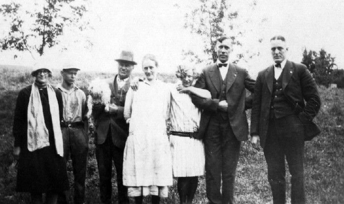 Klara's family, probably the summer of 1928